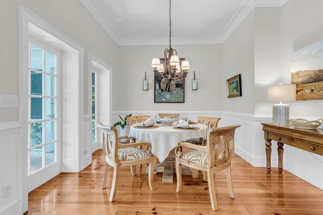 64 Sowell Street, Mount Pleasant, SC 29464