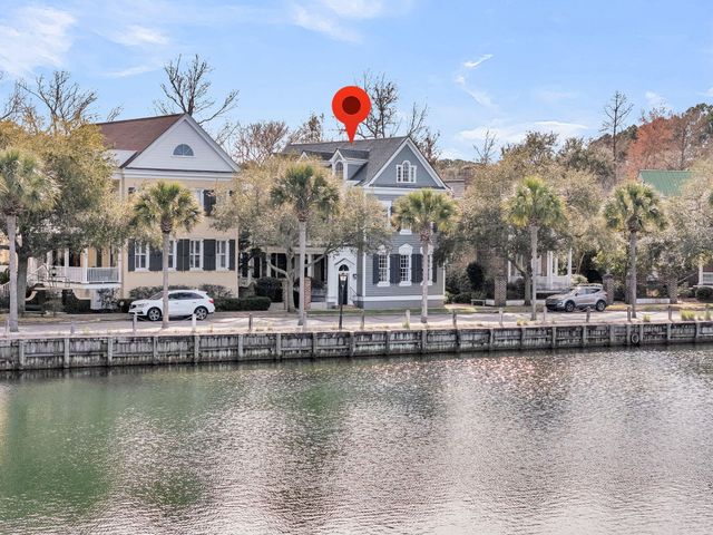 64 Sowell Street, Mount Pleasant, SC 29464