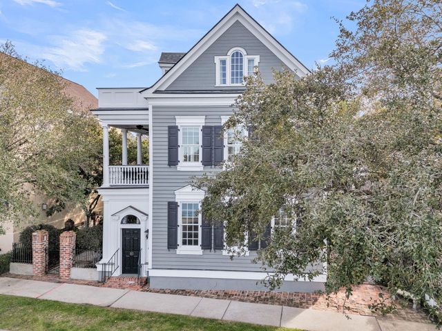 64 Sowell Street, Mount Pleasant, SC 29464