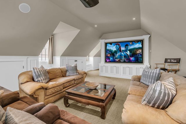 64 Sowell Street, Mount Pleasant, SC 29464