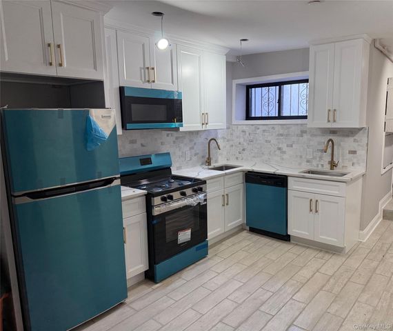26 E 55th Street, Brooklyn, NY 11203