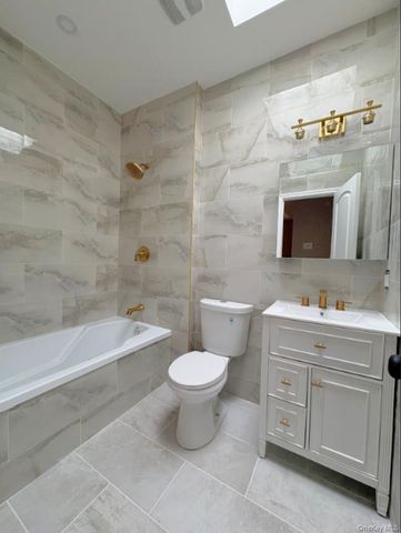 26 E 55th Street, Brooklyn, NY 11203