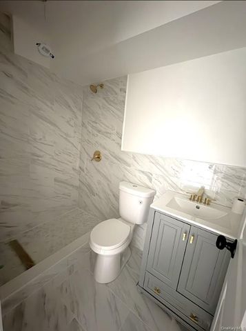 26 E 55th Street, Brooklyn, NY 11203