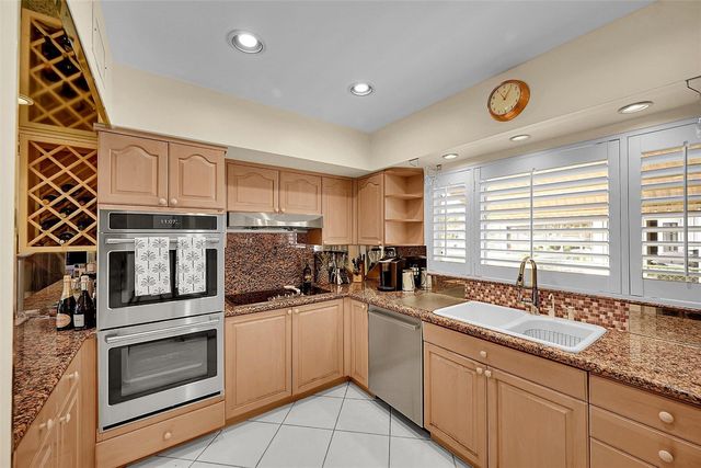 2920 NE 23rd Street, Pompano Beach, FL 33062