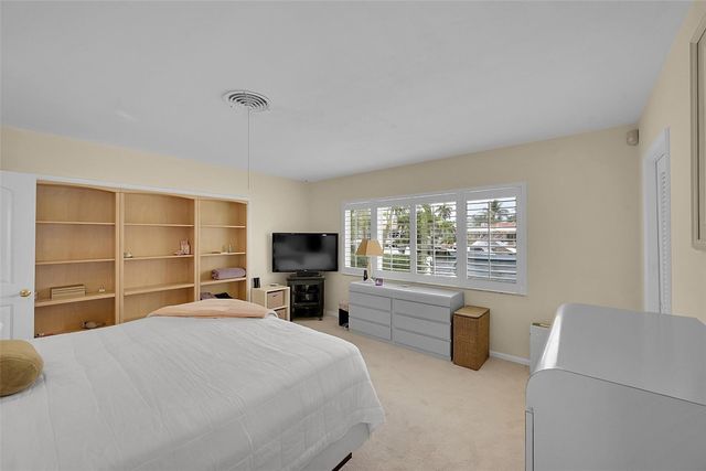 2920 NE 23rd Street, Pompano Beach, FL 33062