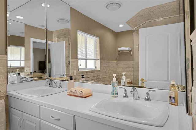 2920 NE 23rd Street, Pompano Beach, FL 33062