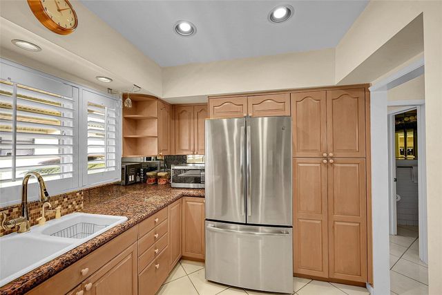 2920 NE 23rd Street, Pompano Beach, FL 33062