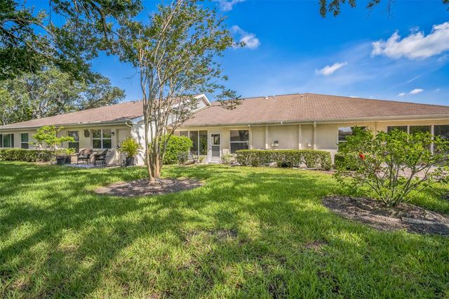2404 OLD NANTUCKET COURT 57, Sun City Center, FL 33573