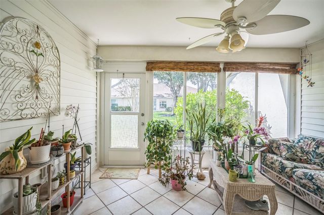 2404 OLD NANTUCKET COURT 57, Sun City Center, FL 33573