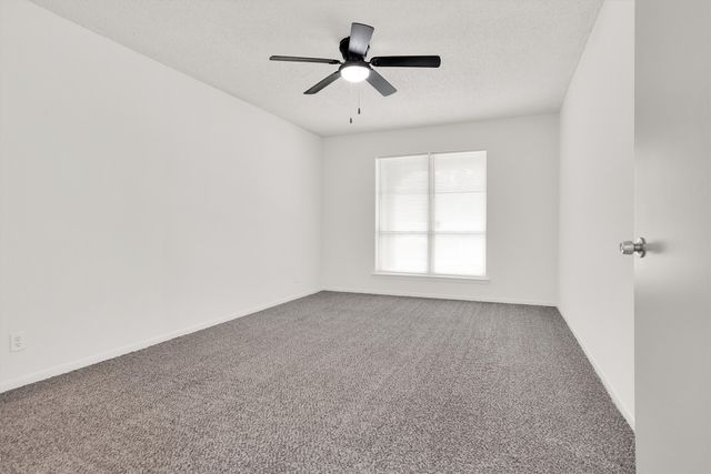 800 Glen Key Street, Denison, TX 75020