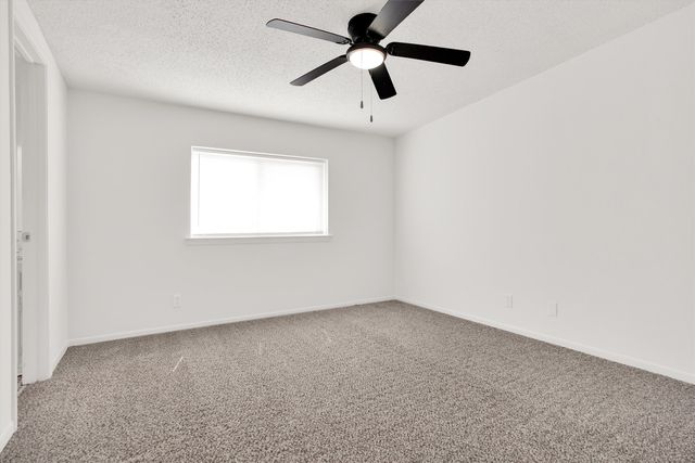 800 Glen Key Street, Denison, TX 75020