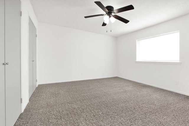 800 Glen Key Street, Denison, TX 75020