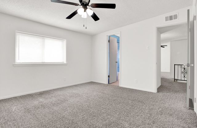 800 Glen Key Street, Denison, TX 75020