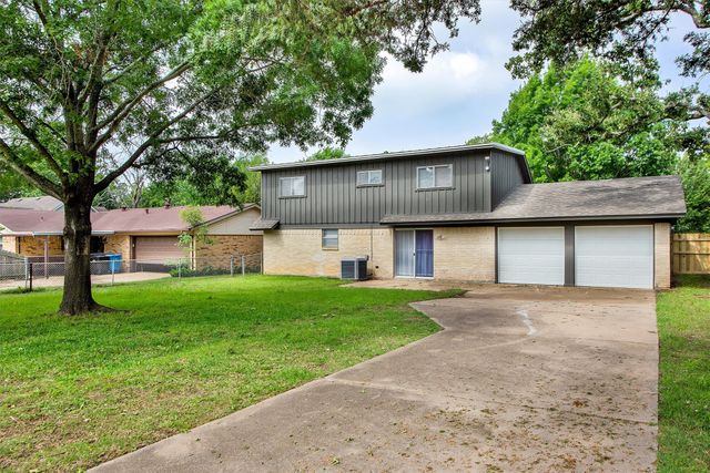 800 Glen Key Street, Denison, TX 75020