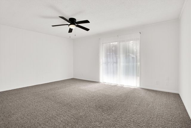 800 Glen Key Street, Denison, TX 75020