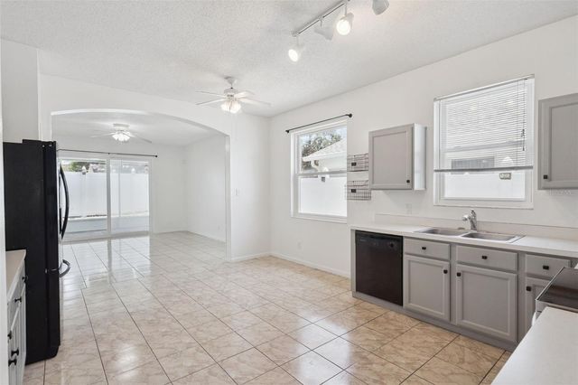 656 WHITETAIL LOOP, Apopka, FL 32703