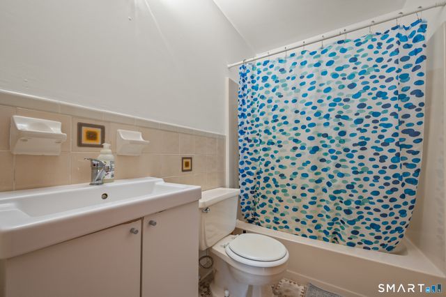 112 Bond Street 3E, Hartford, CT 06114