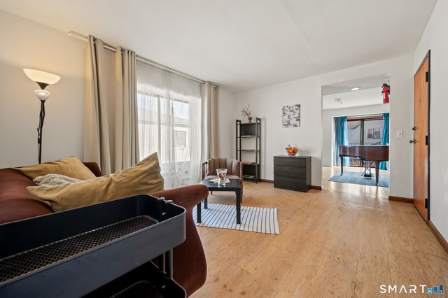 112 Bond Street 3E, Hartford, CT 06114