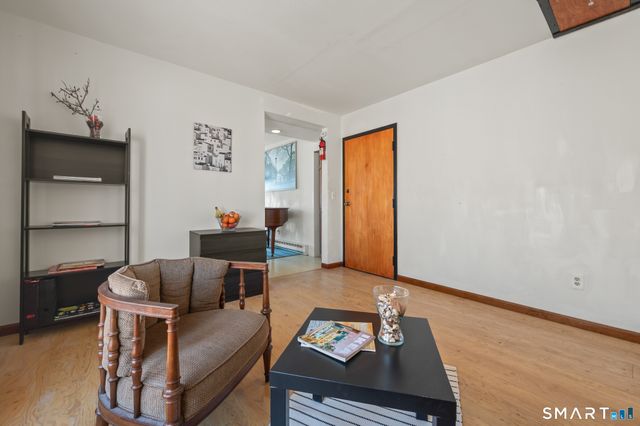 112 Bond Street 3E, Hartford, CT 06114