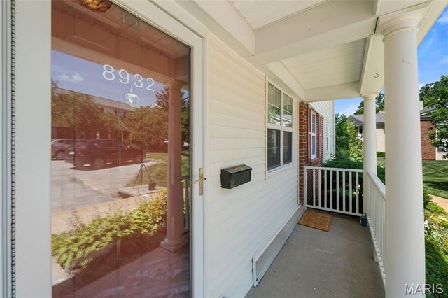 8932 Cardinal Terrace, St Louis, MO 63144