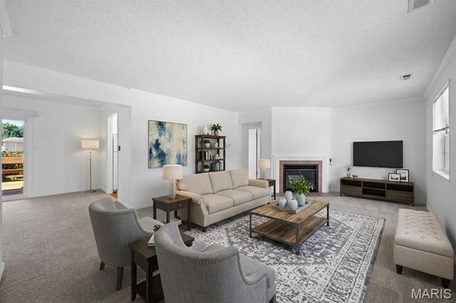 8932 Cardinal Terrace, St Louis, MO 63144