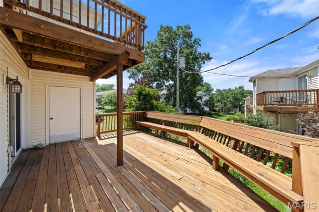 8932 Cardinal Terrace, St Louis, MO 63144