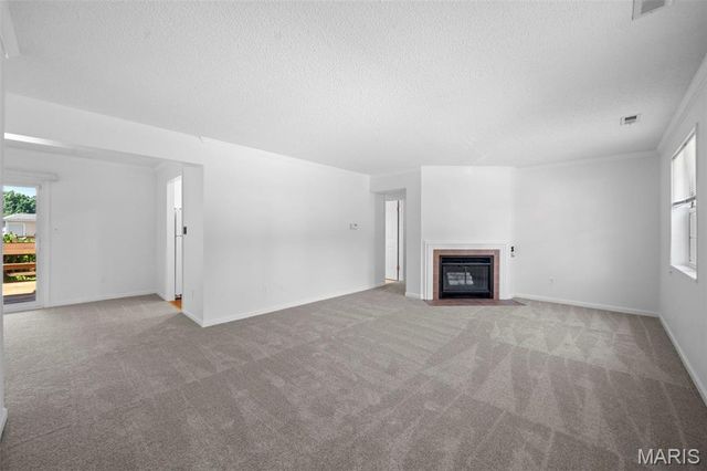 8932 Cardinal Terrace, St Louis, MO 63144