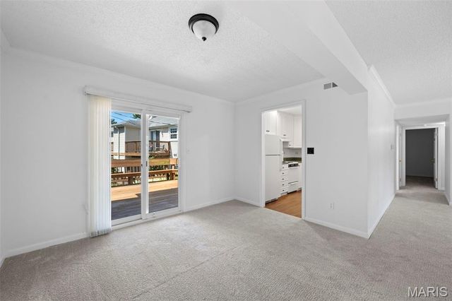 8932 Cardinal Terrace, St Louis, MO 63144