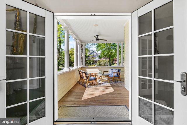 18 BEAUMONT AVE, Catonsville, MD 21228