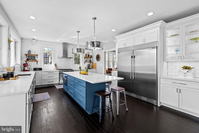 18 BEAUMONT AVE, Catonsville, MD 21228