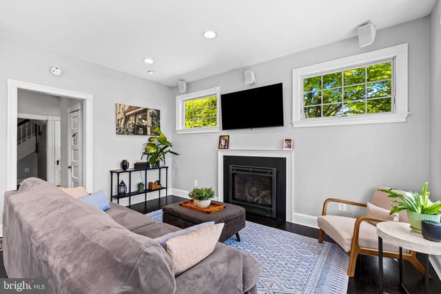 18 BEAUMONT AVE, Catonsville, MD 21228