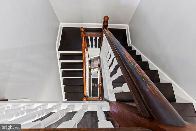 18 BEAUMONT AVE, Catonsville, MD 21228