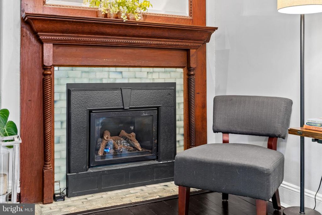 Image 17 of property listing at 18 BEAUMONT AVE, Catonsville, MD 21228
