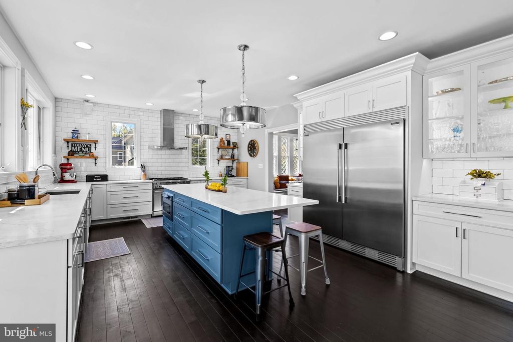 Image 31 of property listing at 18 BEAUMONT AVE, Catonsville, MD 21228