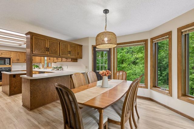 13673 Duluth Drive, Apple Valley, MN 55124