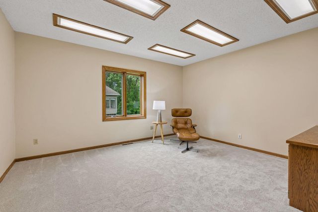 13673 Duluth Drive, Apple Valley, MN 55124