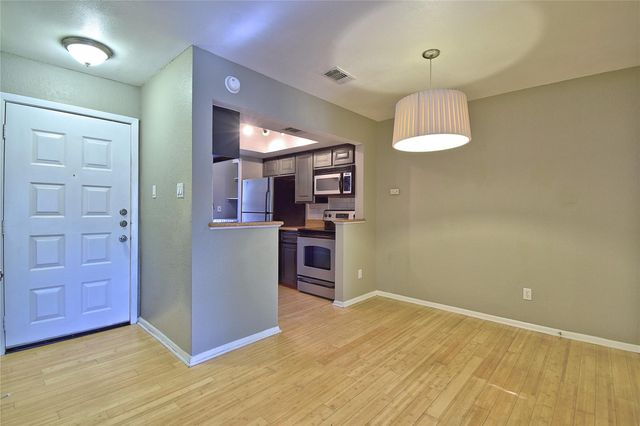 7635 Guadalupe ST 803, Austin, TX 78752