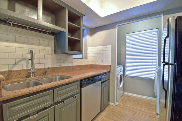 7635 Guadalupe ST 803, Austin, TX 78752