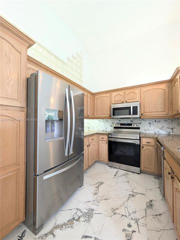 10321 NW 17th Court, Plantation, FL 33322
