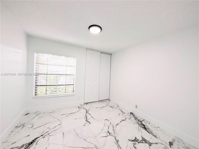 10321 NW 17th Court, Plantation, FL 33322