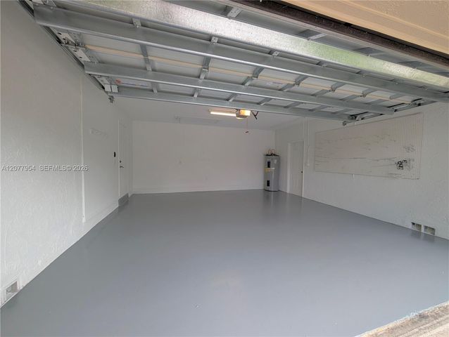 10321 NW 17th Court, Plantation, FL 33322