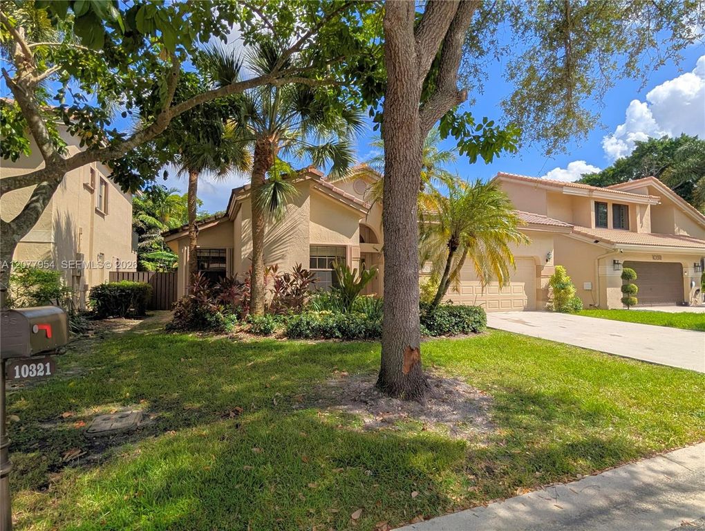 10321 NW 17th Court, Plantation, FL 33322