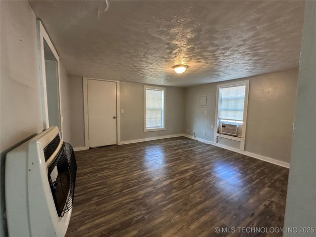 501 W Elm Street, Fort Gibson, OK 74434