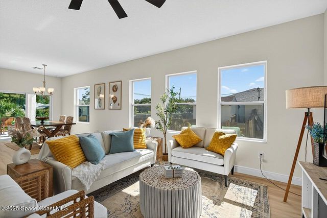 8426 E 98th Avenue, Vero Beach, FL 32967