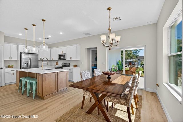 8426 E 98th Avenue, Vero Beach, FL 32967