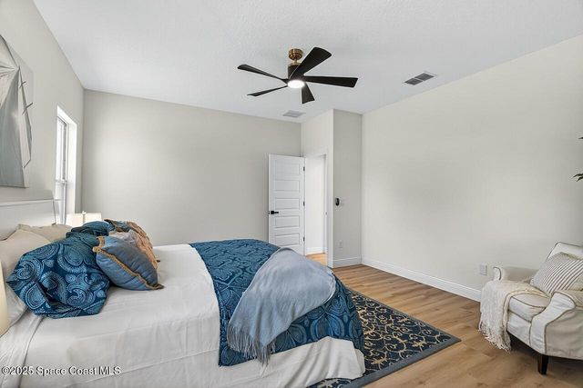 8426 E 98th Avenue, Vero Beach, FL 32967