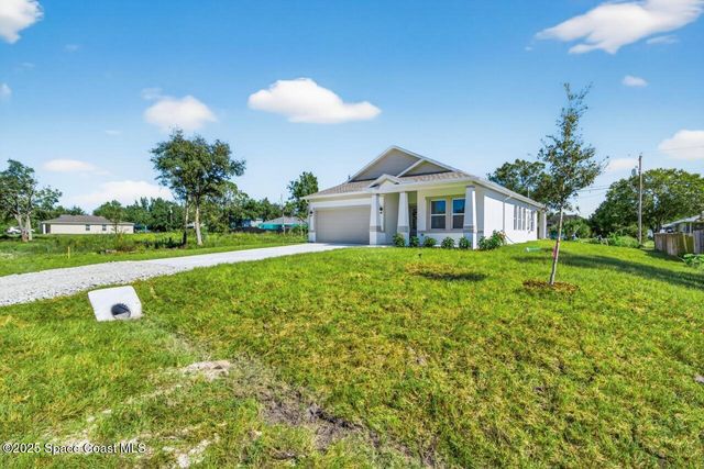 8426 E 98th Avenue, Vero Beach, FL 32967
