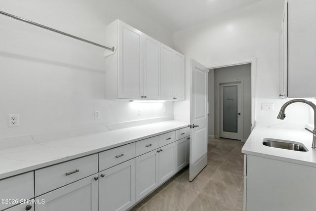 6225 Belvedere Loop, Las Cruces, NM 88012