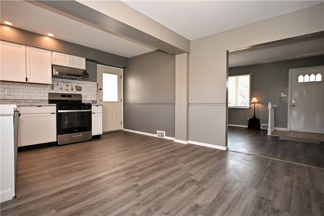 1055 DENNIS AVENUE, Monessen, PA 15062