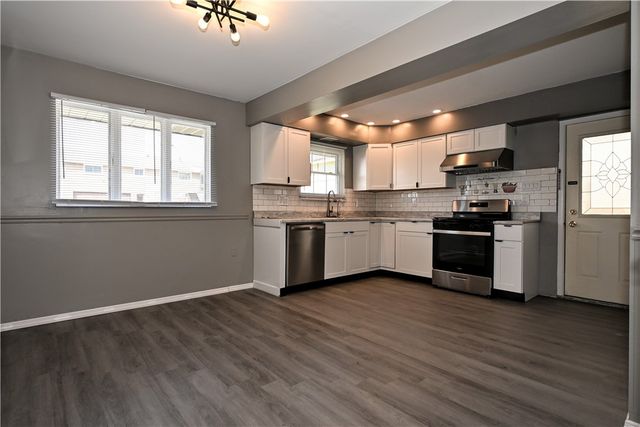 1055 DENNIS AVENUE, Monessen, PA 15062